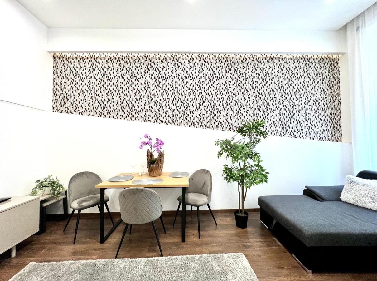 Wonderful Design Apartment In The City Centre Budapest Bagian luar foto