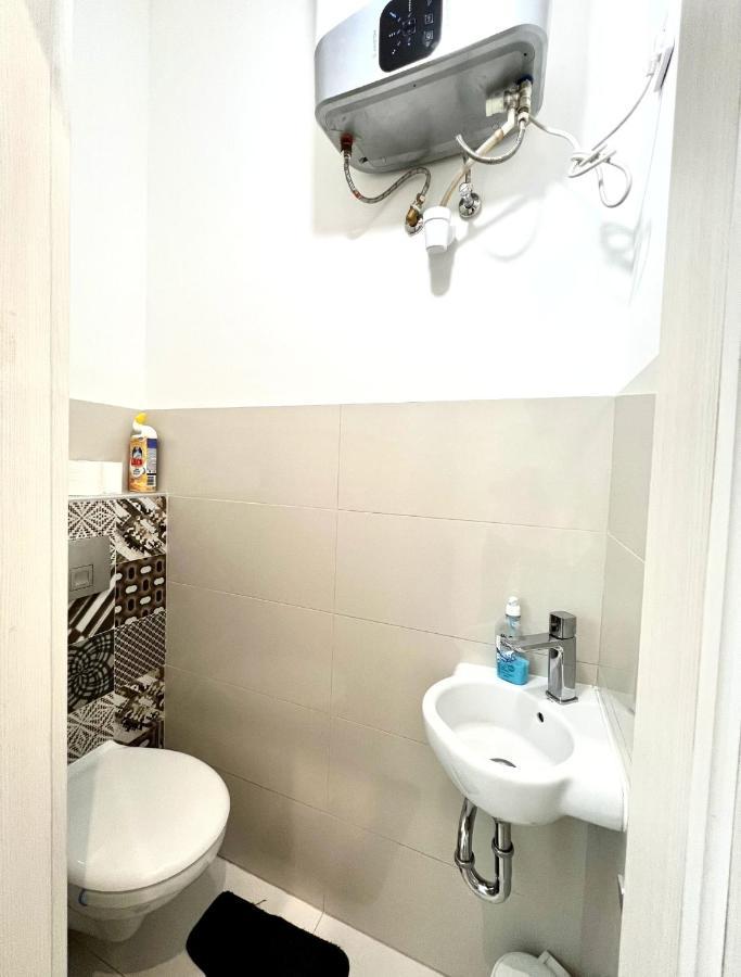 Wonderful Design Apartment In The City Centre Budapest Bagian luar foto